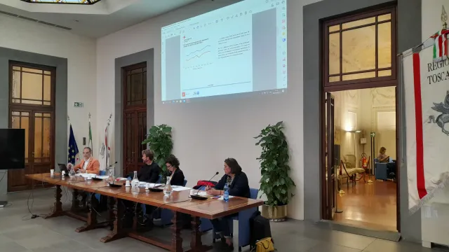 Un momento del seminario ''Prendersi cura dell'adozione in Toscana''