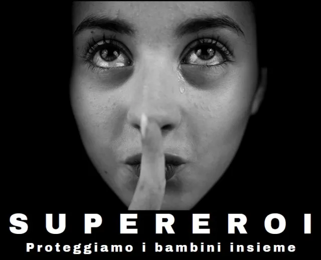 locandina della mostra Supereroi