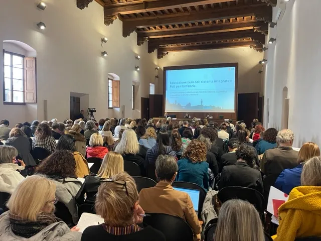 Seminario Zerosei in salone Brunelleschi istituto degli Innocenti 