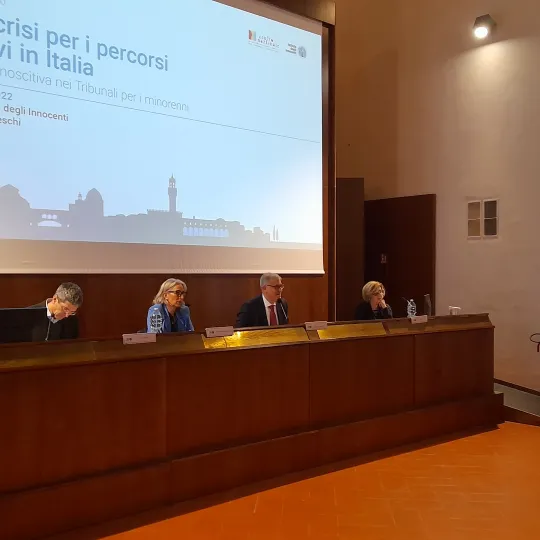 L'apertura del seminario di presentazione ''La crisi nei percorsi adottivi in Italia''