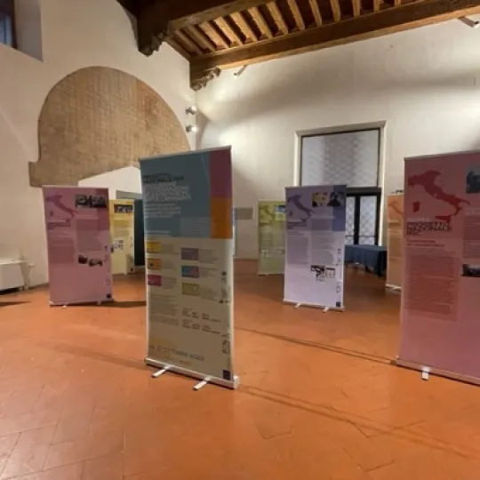 pannelli in mostra nel Salone Brunelleschi in occasione del Seminario nazionale 2023 Progetto nazionale per l’inclusione e l'integrazione dei bambini rom, sinti e caminanti 