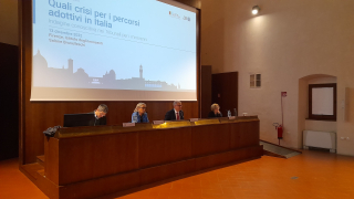 L'apertura del seminario di presentazione ''La crisi nei percorsi adottivi in Italia''